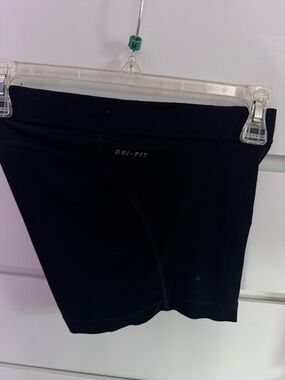 Nike Pro Black Dri-FIT Women's